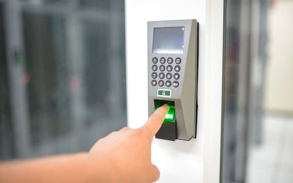 How Keycard and Key Fob Access Systems Work