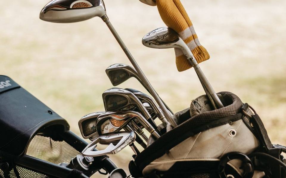 When and why a golf shaft needs professional replacement