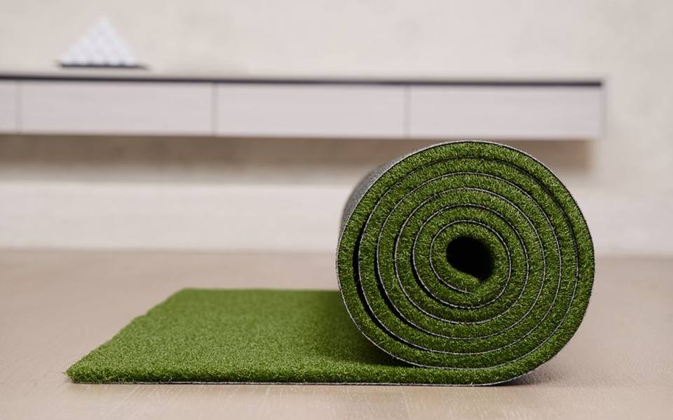 Selecting the Right Synthetic Golf Turf